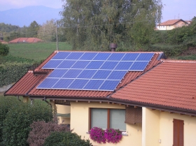 IMPIANTI FOTOVOLTAICI E TERMODINAMICI - GOWOW.EU